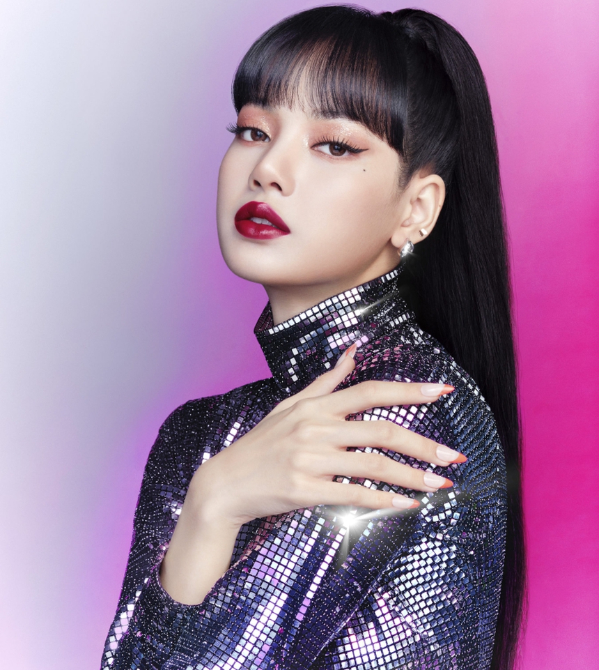 Lisa Blackpink vướng vào tin đồn tình ái liên quan đến quán rượu 18+ tại Paris - Ảnh 1.