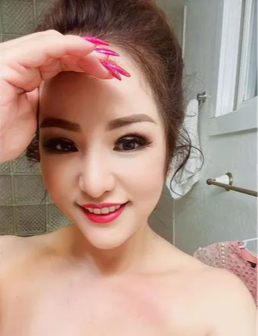 CĐM dậy sóng khi Thúy Nga đăng ảnh gợi cảm tuổi xế chiều - Ảnh 1. CĐM dậy sóng khi Thúy Nga đăng ảnh gợi cảm tuổi xế chiều - Ảnh 1.