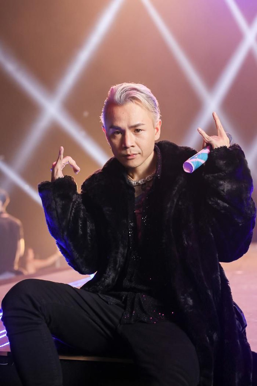 Sao Việt 12/9: H'Hen Niê xác nhận tham gia 'Đạp gió' bản Việt, hit của Binz xuất hiện trên phim Holywood - Ảnh 2.