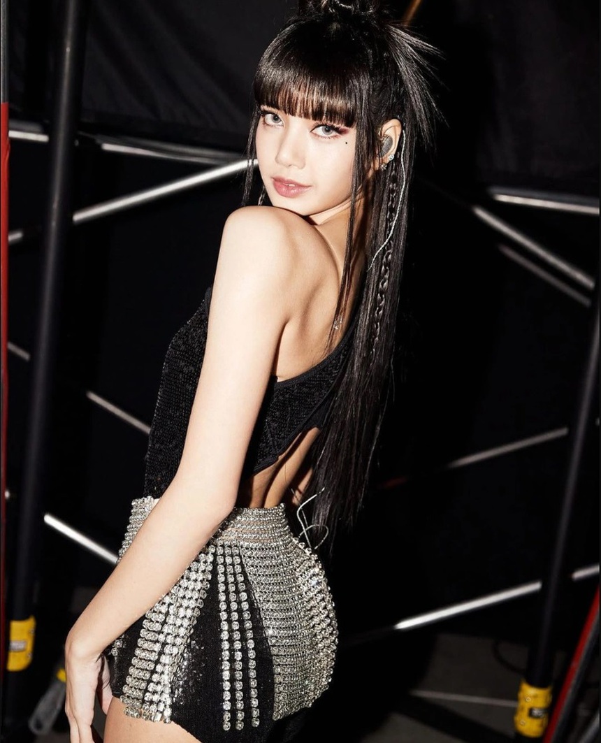 Lộ bằng chứng Rosé Blackpink bị ‘ghẻ lạnh’ vì không tái ký với YG? - Ảnh 2. Lộ bằng chứng Rosé Blackpink bị ‘ghẻ lạnh’ vì không tái ký với YG? - Ảnh 2.