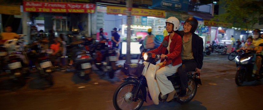 Isaac suy sụp vì "chạy deadline", Rocker Nguyễn bị Emma Lê thách thức ở trailer "Giao lộ 8675" - Ảnh 14.