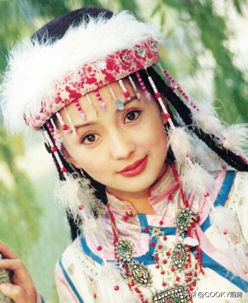 Sau thành công với 'Hoàn Châu cách cách', người mất hình ảnh vì bê bối, người về quê làm nông… - Ảnh 16. Sau thành công với 'Hoàn Châu cách cách', người mất hình ảnh vì bê bối, người về quê làm nông… - Ảnh 16.