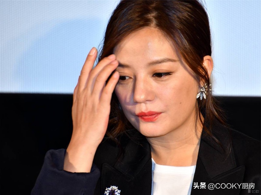 Sau thành công với 'Hoàn Châu cách cách', người mất hình ảnh vì bê bối, người về quê làm nông… - Ảnh 9. Sau thành công với 'Hoàn Châu cách cách', người mất hình ảnh vì bê bối, người về quê làm nông… - Ảnh 9.