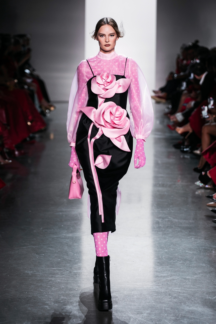 Dàn mẫu ngoại trình diễn BST Xuân - Hè 2024 của NTK Đỗ Mạnh Cường - Ảnh 4. Dàn mẫu ngoại trình diễn BST Xuân - Hè 2024 của NTK Đỗ Mạnh Cường - Ảnh 4.