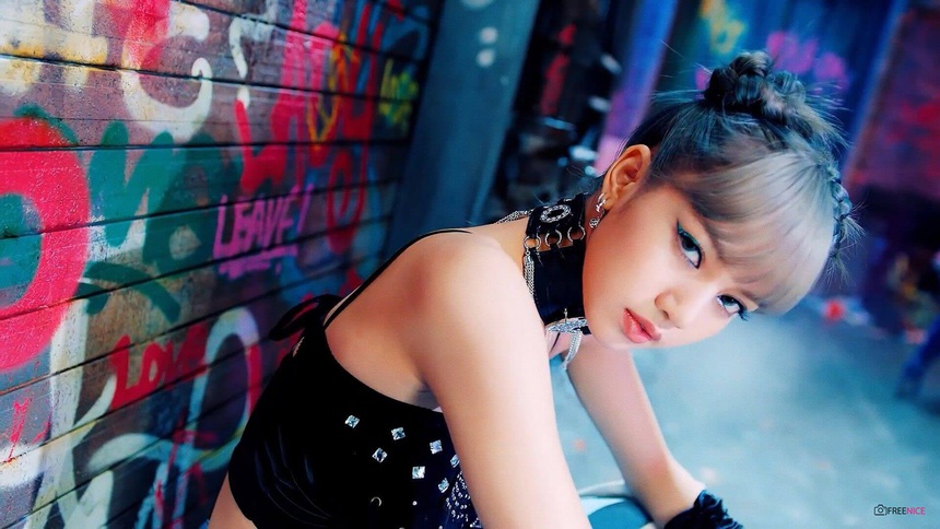 Blackpink sẽ có mặt trong đêm diễn 18+ của Lisa? - Ảnh 8.