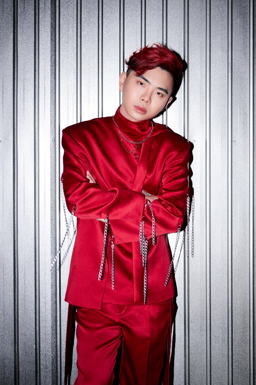 Kiey “thiếu gia tập đoàn nghìn tỷ” debut làm nghệ sĩ: Thuận lợi đi đôi với thử thách - Ảnh 1.