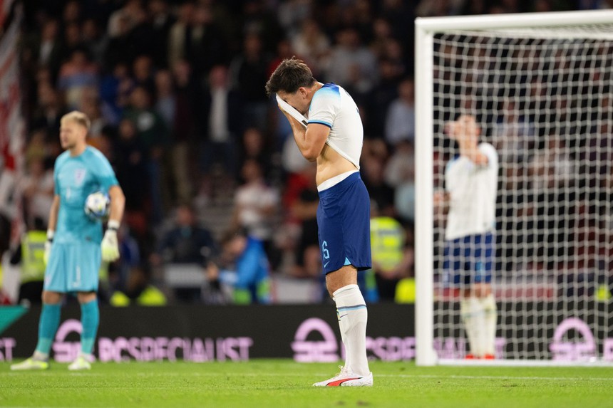 Harry Maguire: 'Tôi gánh áp lực thay đồng đội' - Ảnh 2.