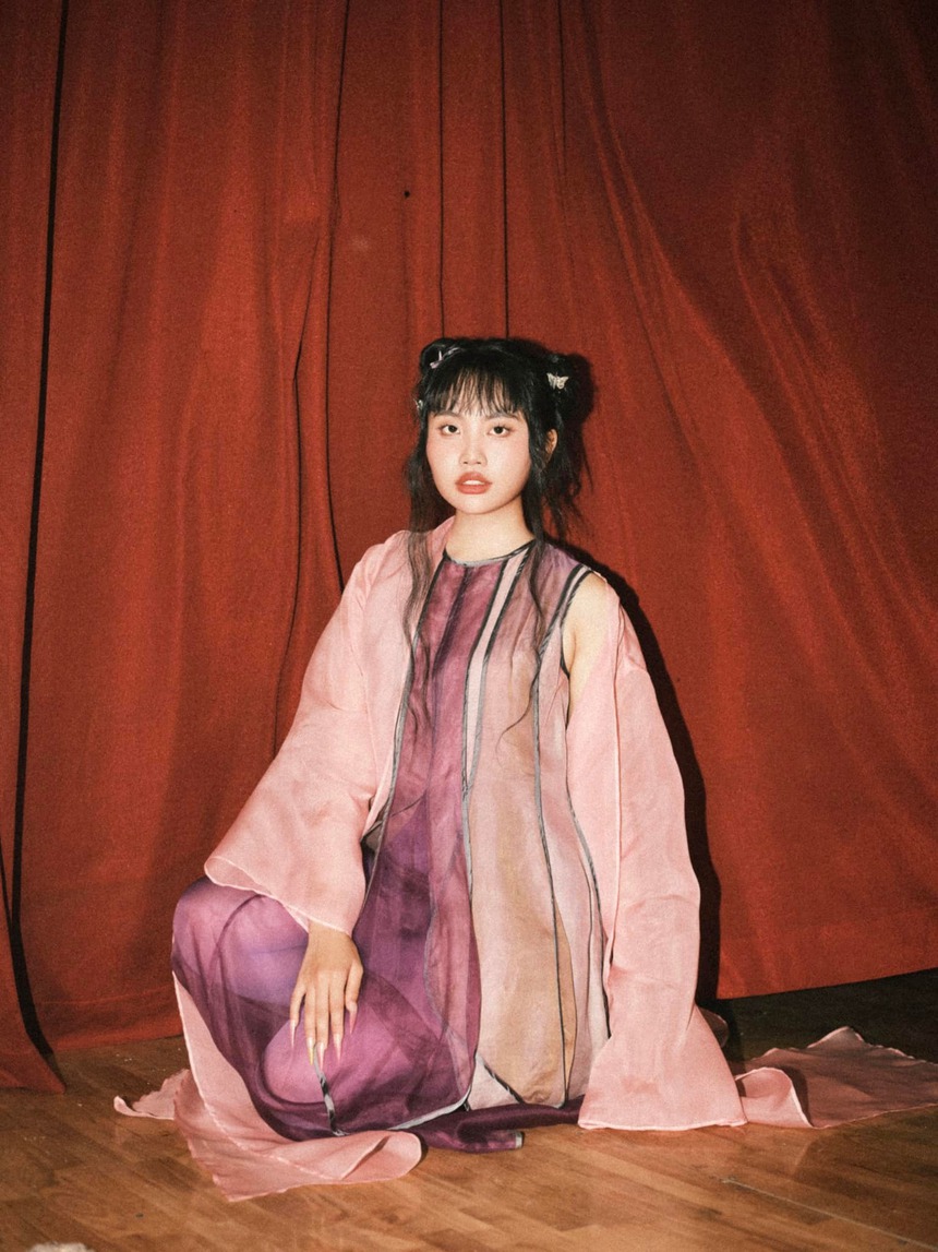 Phương Mỹ Chi từ cô bé dân ca đến âm nhạc khẳng định cá tính riêng  - Ảnh 3.