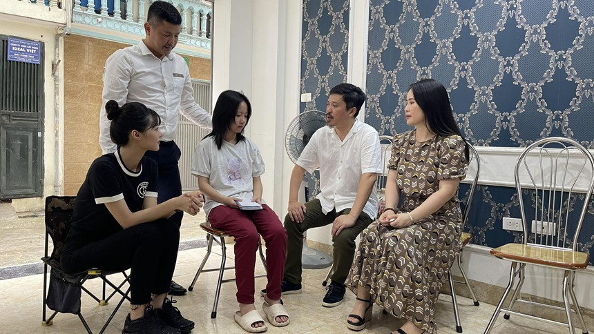 Chia sẻ nỗi đau với gia đình các nạn nhân vụ cháy chung cư mini - Ảnh 2. Chia sẻ nỗi đau với gia đình các nạn nhân vụ cháy chung cư mini - Ảnh 2.