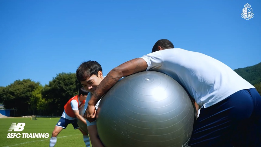 Bóng đá Việt Nam 15/9: HLV Hoàng Anh Tuấn trải lòng trước ASIAD 19 - Ảnh 5.