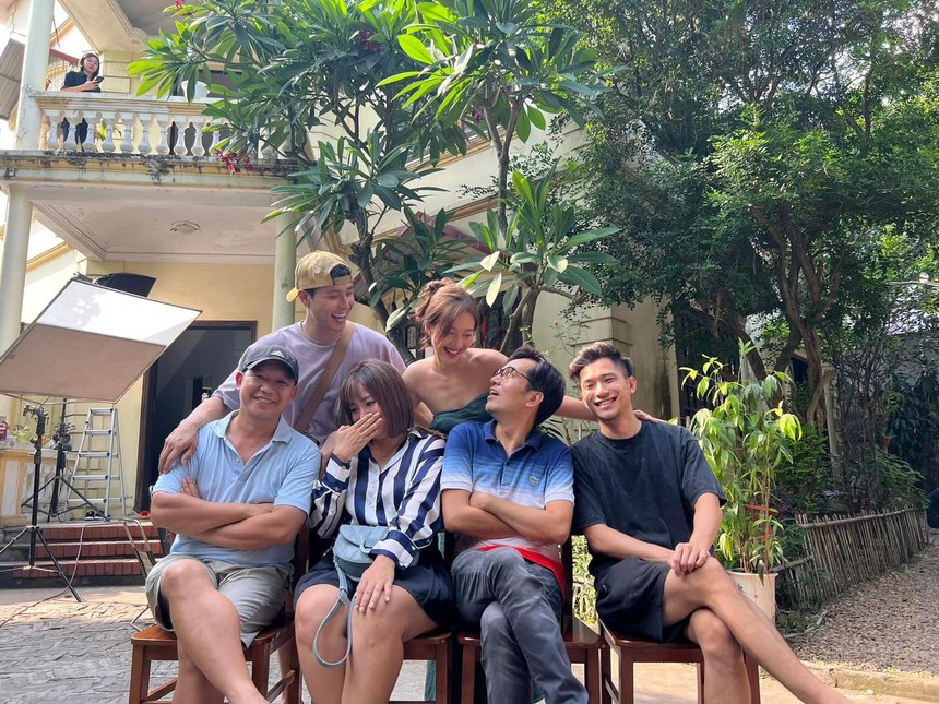 Sao Việt 16/9: Hoa hậu Diễm Hương phủ nhận là người trong đường dây mua bán mại dâm, Phương Thanh hội ngộ danh thủ Hồng Sơn - Ảnh 6.