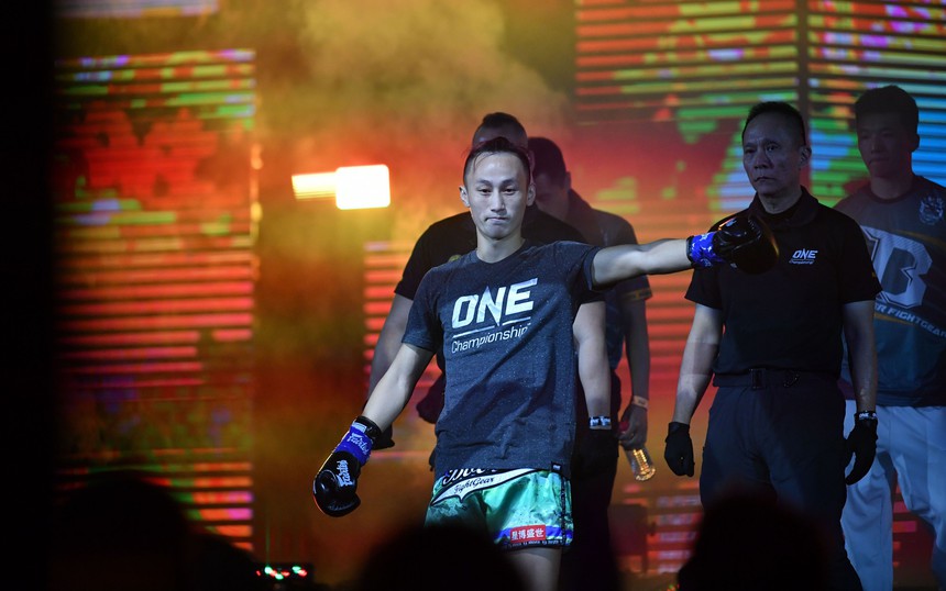 Mang vết mổ sâu 5 cm, Nguyễn Trần Duy Nhất thắng ngoạn mục nhà vô địch World Cup của Trung Quốc ở giải đấu danh giá - Ảnh 3.