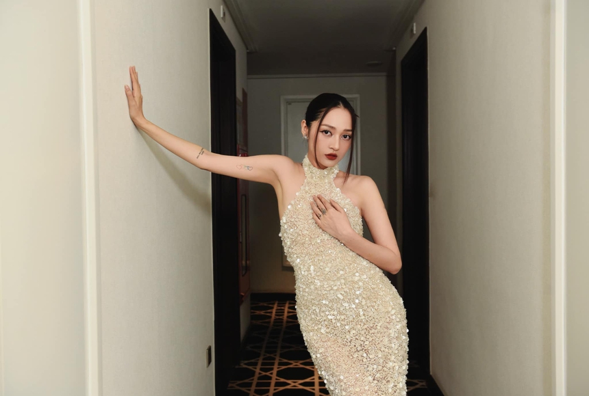 Bảo Anh giữ gìn sắc vóc trẻ đẹp ở tuổi ngoài 30 nhờ yoga - Ảnh 1. Bảo Anh giữ gìn sắc vóc trẻ đẹp ở tuổi ngoài 30 nhờ yoga - Ảnh 1.