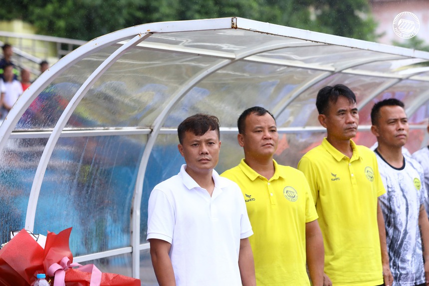 Hoàng Đức và danh thủ Hồng Sơn không thể 'gánh team', để đội nhà thua đậm trong trận ra mắt của HLV Thành Lương - Ảnh 5.