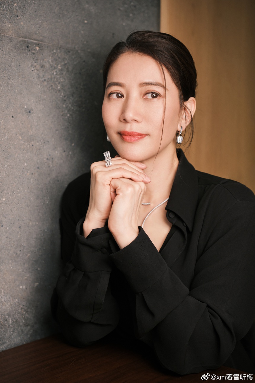 Viên Vịnh Nghi và quá khứ từng làm 'bé ba' của 'Vua sòng bạc' Hà Hồng Sân - Ảnh 13. Viên Vịnh Nghi và quá khứ từng làm 'bé ba' của 'Vua sòng bạc' Hà Hồng Sân - Ảnh 13.