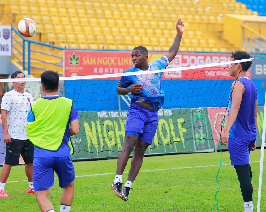 Bóng đá Việt Nam 17/9: ĐT futsal Việt Nam không thể gây bất ngờ trước Hungary - Ảnh 3. Bóng đá Việt Nam 17/9: ĐT futsal Việt Nam không thể gây bất ngờ trước Hungary - Ảnh 3.