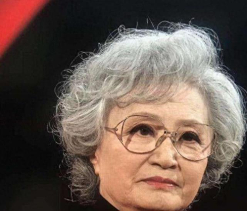 Dương Xuân Hà bị lừa đóng Bạch Cốt Tinh, nhất quyết không xem 'Tây Du Ký', giận đạo diễn Dương Khiết không nhìn mặt - Ảnh 10.