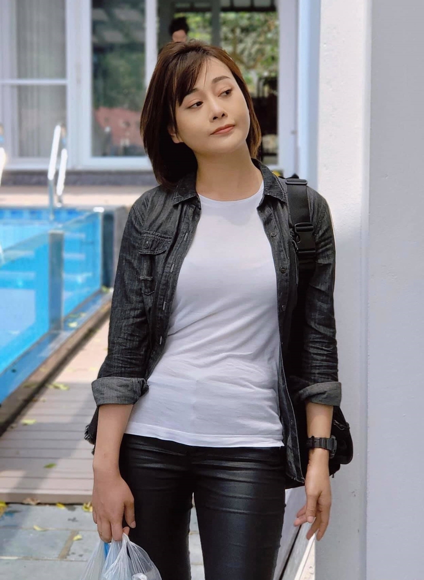 Sao Việt đầu tư đồ lên phim: Từ cầu kỳ tốn kém đến khách ruột chợ đồ cũ đều có đủ - Ảnh 4.