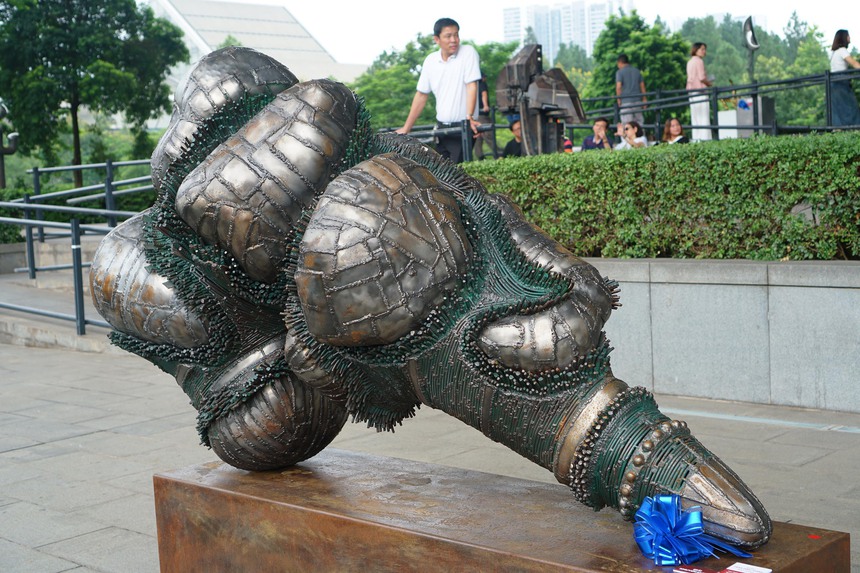 Rút ngắn vòng quay của triển lãm điêu khắc toàn quốc - Ảnh 6. Rút ngắn vòng quay của triển lãm điêu khắc toàn quốc - Ảnh 6.