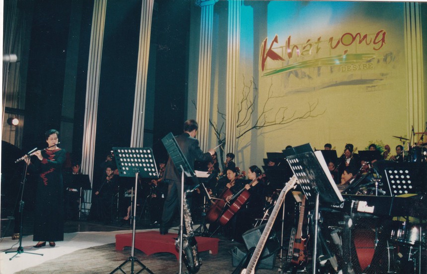 Nhớ NSƯT Hồng Nhung (1953 - 2023): Tiếng sáo bay vào miền yêu thăm thẳm - Ảnh 6.