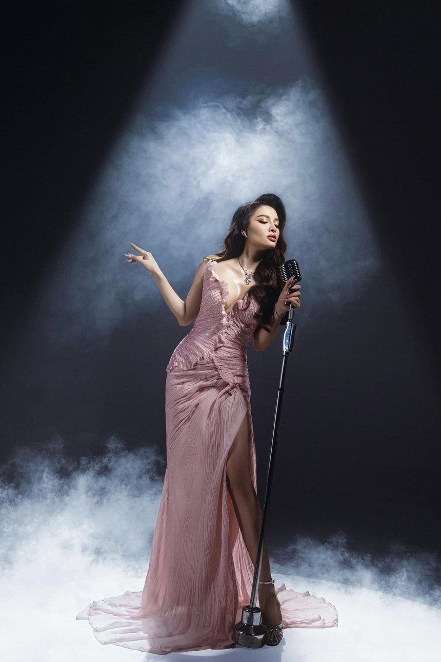 Phương Trinh Jolie: "Giọng hát của tôi không thể chỉ để ru con ngủ" - Ảnh 6. Phương Trinh Jolie: "Giọng hát của tôi không thể chỉ để ru con ngủ" - Ảnh 6.