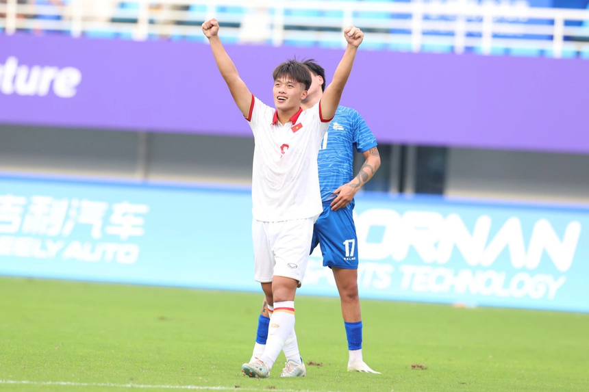 Tiền đạo HAGL bùng nổ ở Asiad 19 - Ảnh 3.