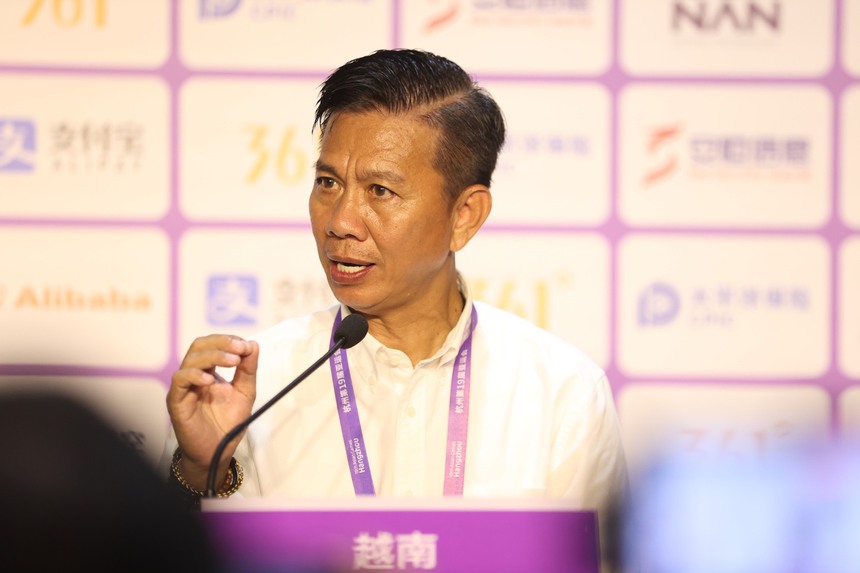 Bóng đá Việt Nam 19/9: HLV Hoàng Anh Tuấn nổi giận với cầu thủ Olympic Việt Nam - Ảnh 2.