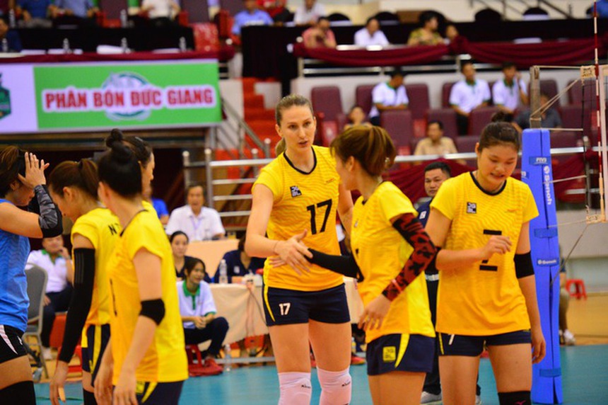 Polina Rahimova (số 17) từng gánh team, giúp Geleximco Thái Bình VĐQG 2022 Polina Rahimova (số 17) từng gánh team, giúp Geleximco Thái Bình VĐQG 2022