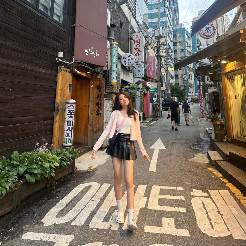 Con gái Quyền Linh 15 tuổi nhan sắc trong veo nhưng chuộng phong cách trưởng thành - Ảnh 7.