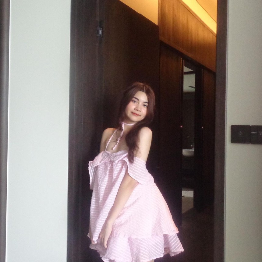 Con gái Quyền Linh 15 tuổi nhan sắc trong veo nhưng chuộng phong cách trưởng thành - Ảnh 2.