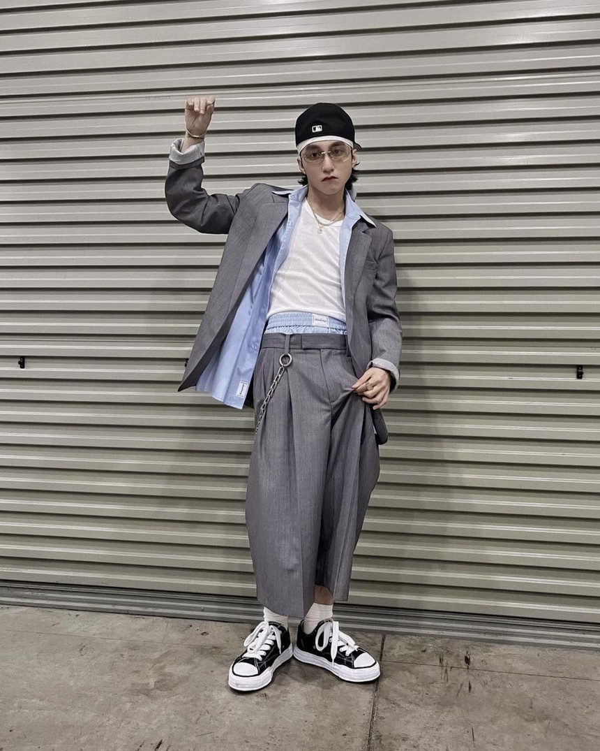 Lý Nhã Kỳ công khai ảnh fan cuồng đeo bám, nhiều sao khác 'chung cảnh ngộ' - Ảnh 5. Lý Nhã Kỳ công khai ảnh fan cuồng đeo bám, nhiều sao khác 'chung cảnh ngộ' - Ảnh 5.