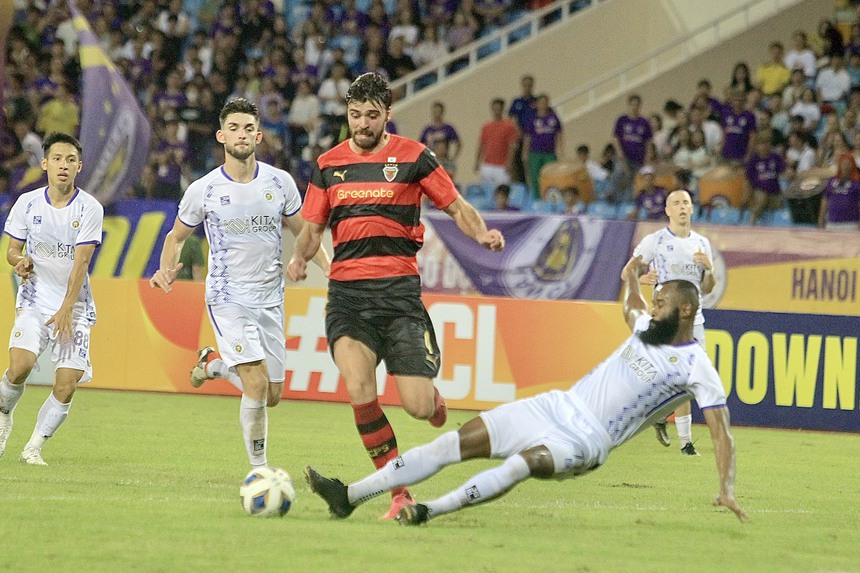 Ngoại binh CLB Hà Nội với 2 vẻ đối lập, HLV Bandovic cần tin tưởng nội binh tại Champions League - Ảnh 12.