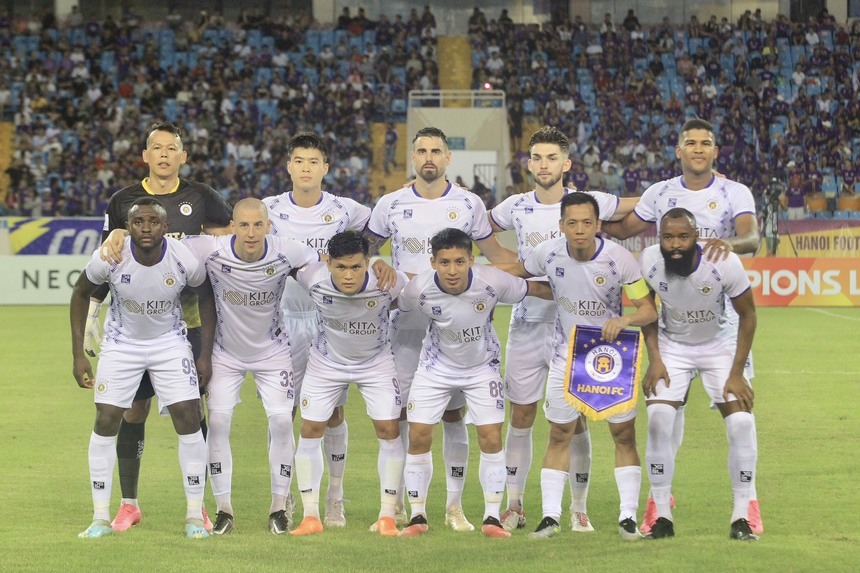 Bóng đá Việt Nam 1/10: VPF chờ nhận thêm 2 VAR từ FIFA, CLB Hà Nội được đổi lịch thi đấu - Ảnh 3.