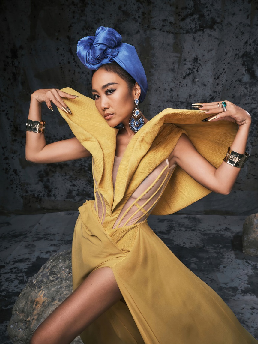 Đoan Trang và chồng tựa ‘Ngưu Lang Chức Nữ’ vì 'Chị đẹp đạp gió rẽ sóng 2023' - Ảnh 2. Đoan Trang và chồng tựa ‘Ngưu Lang Chức Nữ’ vì 'Chị đẹp đạp gió rẽ sóng 2023' - Ảnh 2.