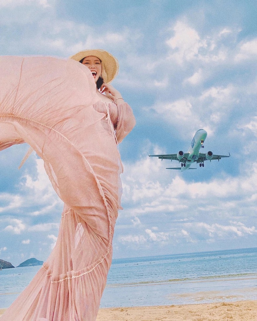 Săn máy bay hạ cánh, lên hình cực ảo ở bãi Đầm Trầu - đặc sản có một không hai tại Côn Đảo - Ảnh 4. Săn máy bay hạ cánh, lên hình cực ảo ở bãi Đầm Trầu - đặc sản có một không hai tại Côn Đảo - Ảnh 4.