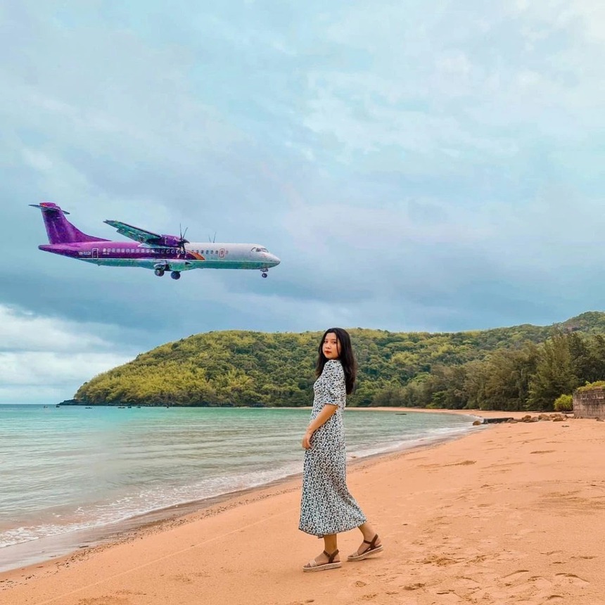 Săn máy bay hạ cánh, lên hình cực ảo ở bãi Đầm Trầu - đặc sản có một không hai tại Côn Đảo - Ảnh 7. Săn máy bay hạ cánh, lên hình cực ảo ở bãi Đầm Trầu - đặc sản có một không hai tại Côn Đảo - Ảnh 7.
