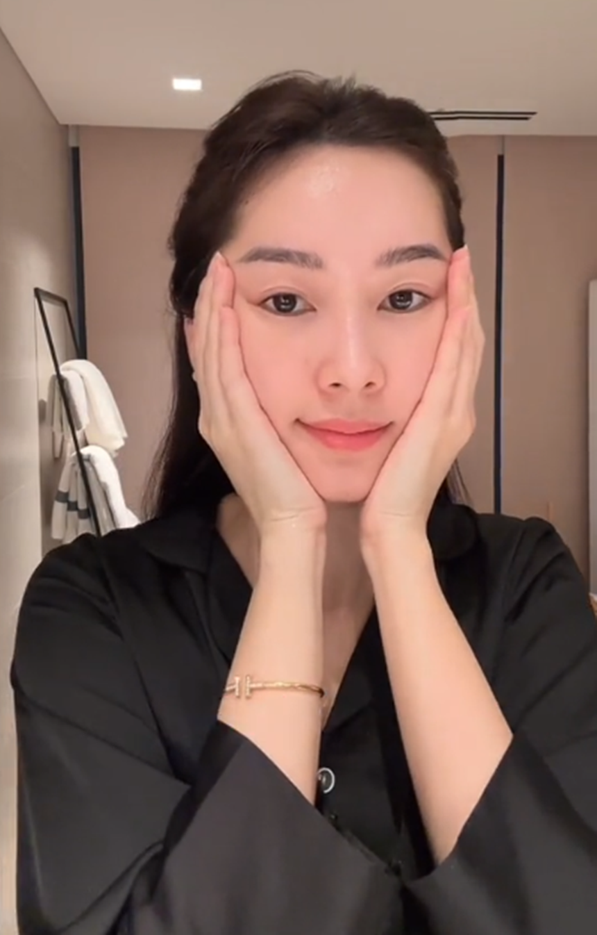 Đặng Thu Thảo khoe loạt ảnh đời thường đẹp như chụp tạp chí: Nhan sắc lẫn khí chất ngút ngàn - Ảnh 6.