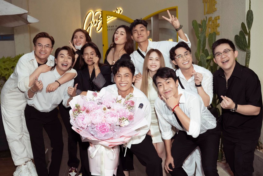 Gin - Puka tung clip cầu hôn: fan bật cười về thù lao 800 triệu  - Ảnh 5.