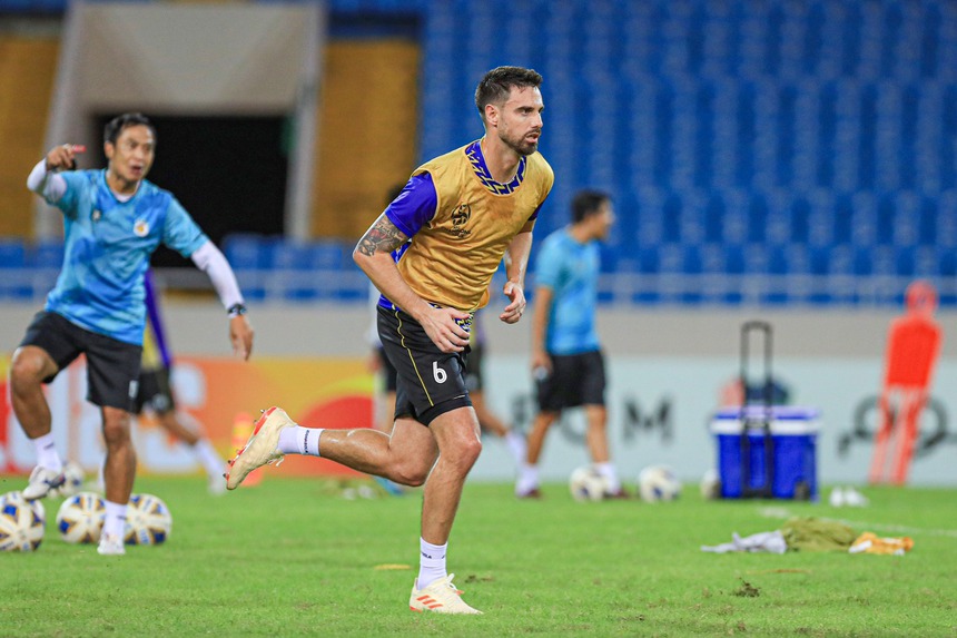 Ngoại binh CLB Hà Nội với 2 vẻ đối lập, HLV Bandovic cần tin tưởng nội binh tại Champions League - Ảnh 11.