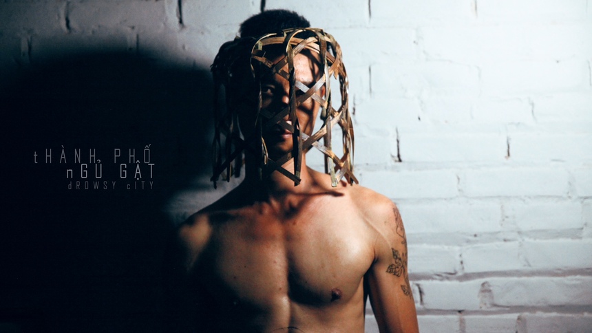 Phim Việt 18+ 'Thành phố ngủ gật' công bố lịch chiếu vào tháng 10 tới - Ảnh 3. Phim Việt 18+ 'Thành phố ngủ gật' công bố lịch chiếu vào tháng 10 tới - Ảnh 3.