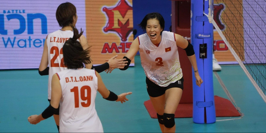 Thanh Thúy thi đấu cực bùng nổ trong năm 2023