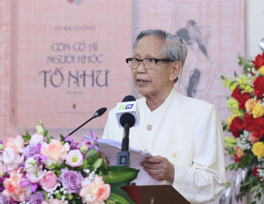 Chủ tịch nước Võ Văn Thưởng dự Lễ giới thiệu tác phẩm 'Còn có ai người khóc Tố Như' - Ảnh 3.