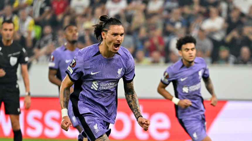 Liverpool thắng ngược ở Cúp C2, Juergen Klopp xác lập cột mốc mới tại châu Âu - Ảnh 3.