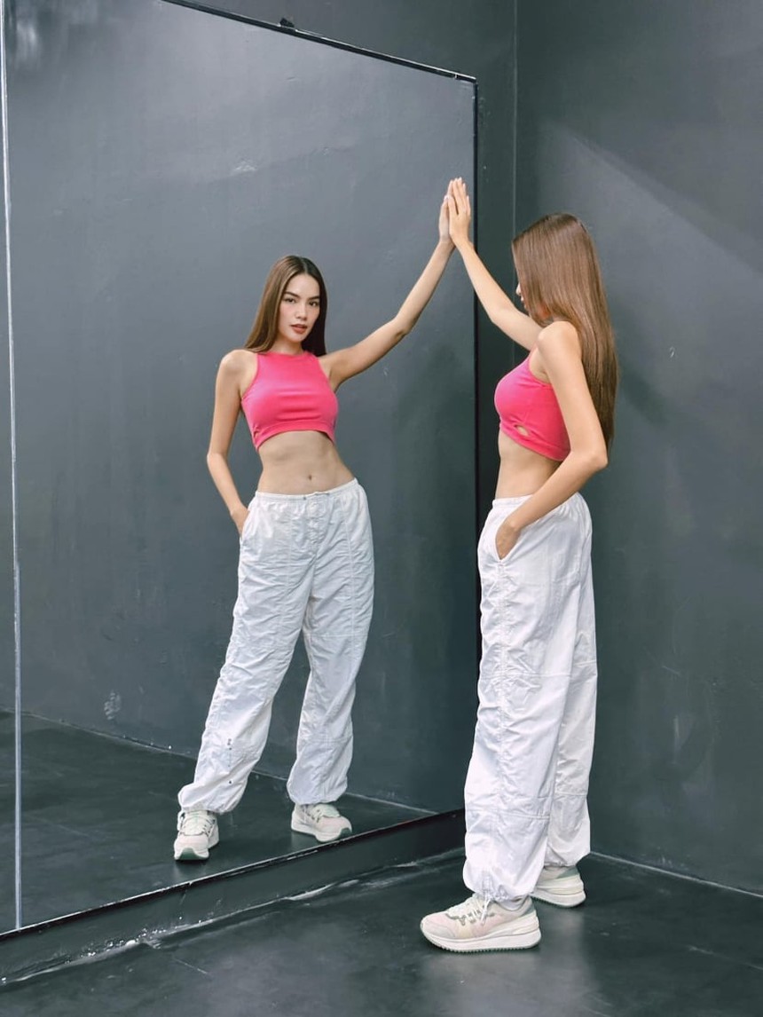 Sao Việt 21/9: Trấn Thành tình tứ với bà xã Hari Won, Ngọc Trinh buồn bã vì hút trứng hỏng - Ảnh 1.