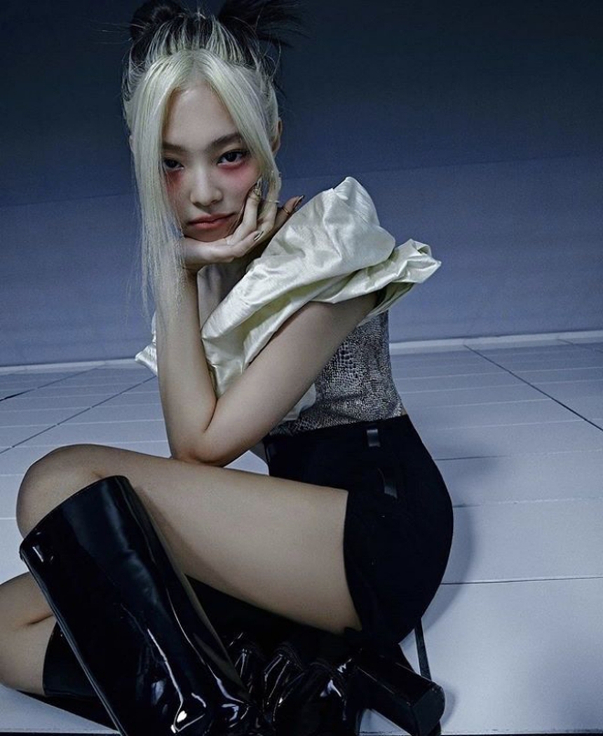 Jennie Blackpink và sức mạnh tạo xu hướng: Những thiết kế 'cháy' hàng chỉ sau vài giờ - Ảnh 4.