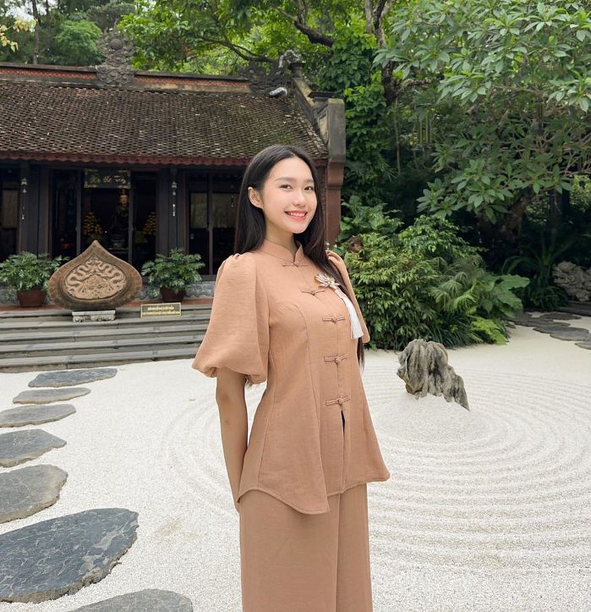 Gu ăn mặc của Doãn Hải My: Thanh lịch chuẩn quý cô Hà thành, ghi điểm khi diện sắc trắng - Ảnh 9.