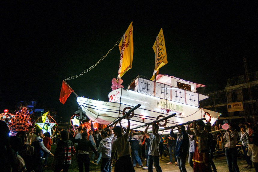 Cuộc đời sau ống kính: Nhớ Trung thu ở Sa Pa - Ảnh 1. Cuộc đời sau ống kính: Nhớ Trung thu ở Sa Pa - Ảnh 1.