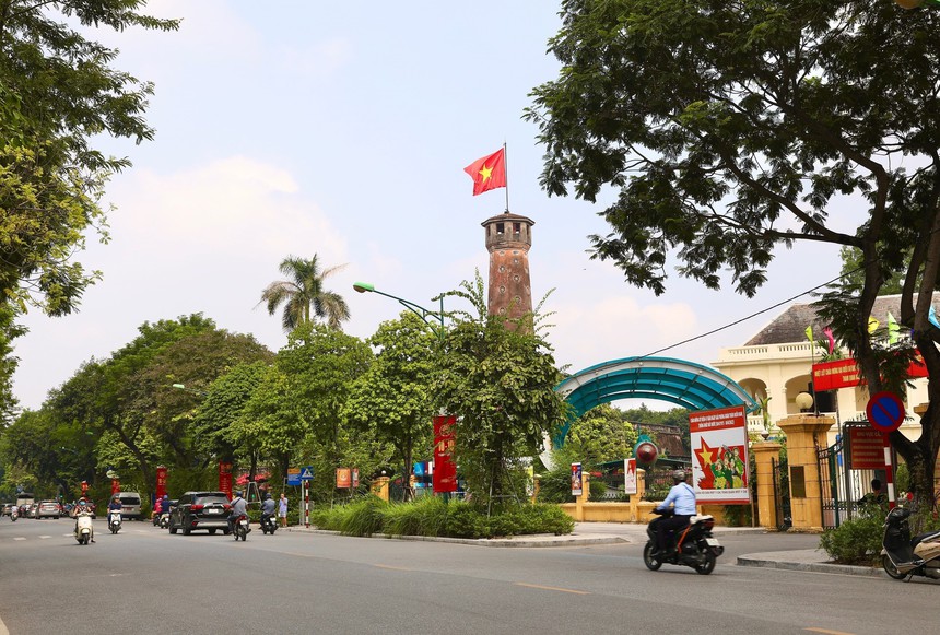 Nhiều hoạt động chào mừng kỷ niệm 69 năm Ngày Giải phóng Thủ đô 10/10 - Ảnh 1.