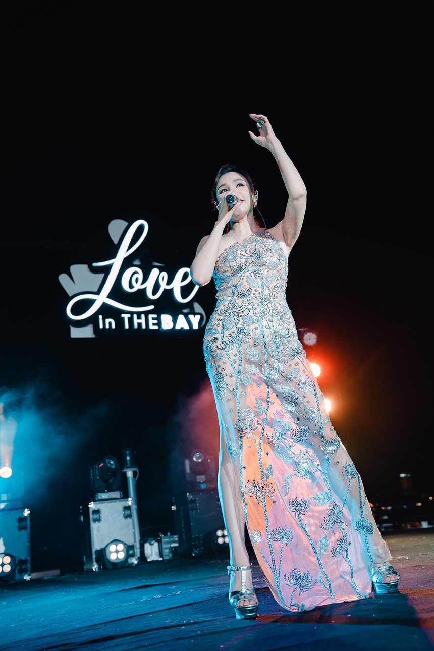 Hồ Quỳnh Hương tiết lộ: Vẫn đang chờ 'người ấy' xuất hiện - Ảnh 4.