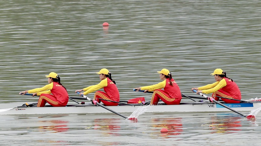 Trực tiếp thi đấu, kết quả đoàn TTVN tại ASIAD 2023 hôm nay (24/9): Rowing giành huy chương đầu tiên cho Việt Nam - Ảnh 2. Trực tiếp thi đấu, kết quả đoàn TTVN tại ASIAD 2023 hôm nay (24/9): Rowing giành huy chương đầu tiên cho Việt Nam - Ảnh 2.